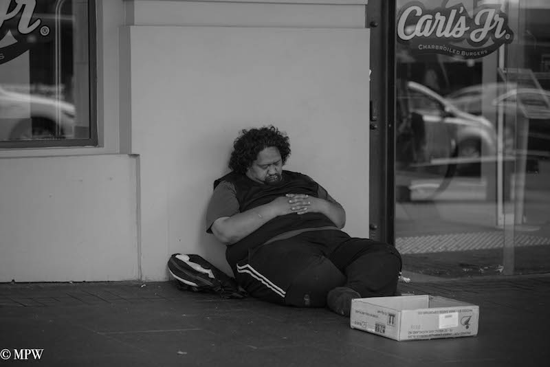 Mike Wheelton photo storyteller. The largest collection of colour, black and white street photography. Taken in and around Queen Street, Auckland city, New Zealand.
Special thanks to the Auckland City Council and the National Government.